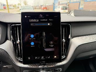 Volvo Xc-60 2.0 T8 AWD Plug-in Hybrid Black Edition picture 23