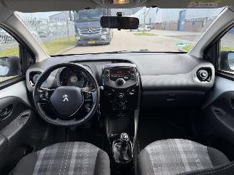 Peugeot 108 1.0  53kw Allure  AIRCO picture 15