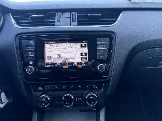 Skoda Octavia 1.6 TDI 77Kw Clima - NAVI picture 20