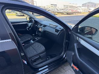 Skoda Octavia 1.6 TDI 77Kw Clima - NAVI picture 23