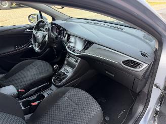 Opel Astra 1.6 CDTi  Clima - Navi - Euro6 picture 21