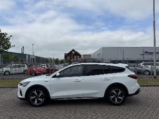 Ford Focus 1.0 Ecoboost Hybrid ACTIVE X picture 8
