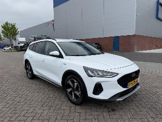 Ford Focus 1.0 Ecoboost Hybrid ACTIVE X picture 2