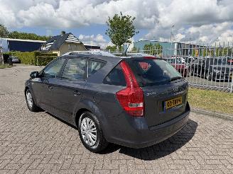 Kia Cee d Sporty wagon 1.4 CVVT 77Kw AIRCO picture 8