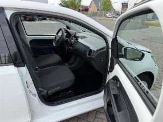 Volkswagen Up! 1.0 48kw Clima - Euro6 picture 16