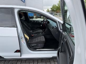 Volkswagen Golf 2.0 GTI Performance 245PK picture 21