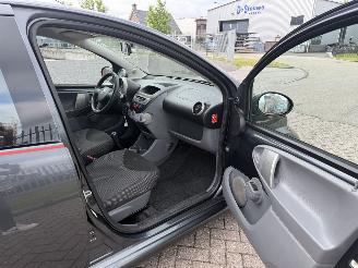 Toyota Aygo 1.0 50Kw AIRCO picture 17