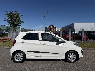Kia Picanto 1.2 CVVT 63Kw  AIRCO picture 2
