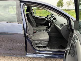 Volkswagen Golf 1.0 TSi 85Kw Clima - Navi picture 20
