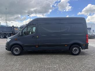 Mercedes eSprinter L2 H2 55kWh Clima picture 2
