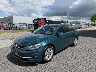 Schadeauto Volkswagen Golf 1.0 TSI 81kw Clima - Navi - Euro6 2018/3
