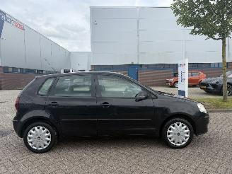 Volkswagen Polo 1.4 16V AIRCO picture 5