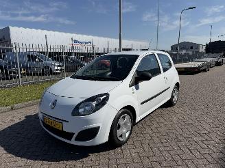 Avarii autoturisme Renault Twingo 1.2 43kw Acces 2010/11