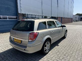 Opel Astra 1.6 77Kw AIRCO picture 3