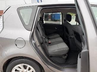 Renault Scenic Clima - Navi picture 17