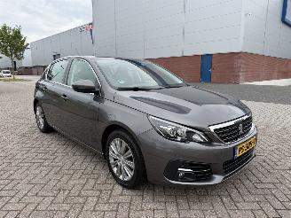Peugeot 308  picture 4