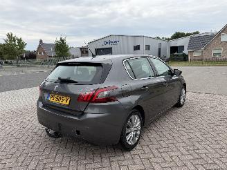 Peugeot 308  picture 6