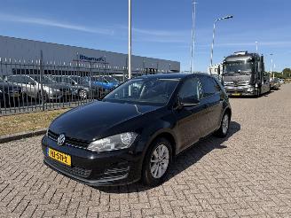 Damaged car Volkswagen Golf 1.2 TSI 81Kw DSG 2016/1
