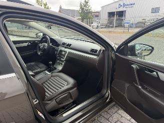 Volkswagen Passat 1.6 TDI 77kw Highline Navi Clima picture 18