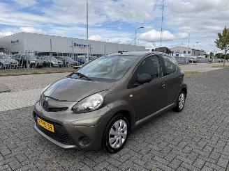 škoda osobní automobily Toyota Aygo 1.0 VVT-i Now 50kw AIRCO 2014/2