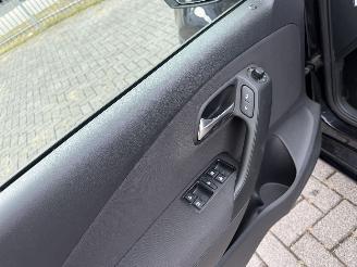 Volkswagen Polo 1.2 TSI  66Kw AIRCO picture 12