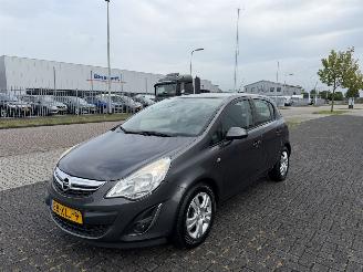 Damaged car Opel Corsa 1.2 16V Anniversary Edition  AIRCO 2012/6