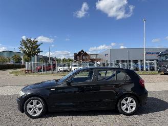BMW 1-serie 118i 105kw picture 2