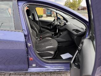 Peugeot 208 1.2 VTI 60Kw AIRCO picture 22