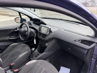 Peugeot 208 1.2 VTI 60Kw AIRCO picture 23