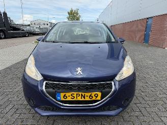 Peugeot 208 1.2 VTI 60Kw AIRCO picture 8