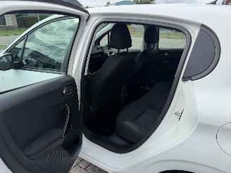 Peugeot 208 1.2 VTI 60Kw AIRCO NAVI picture 16