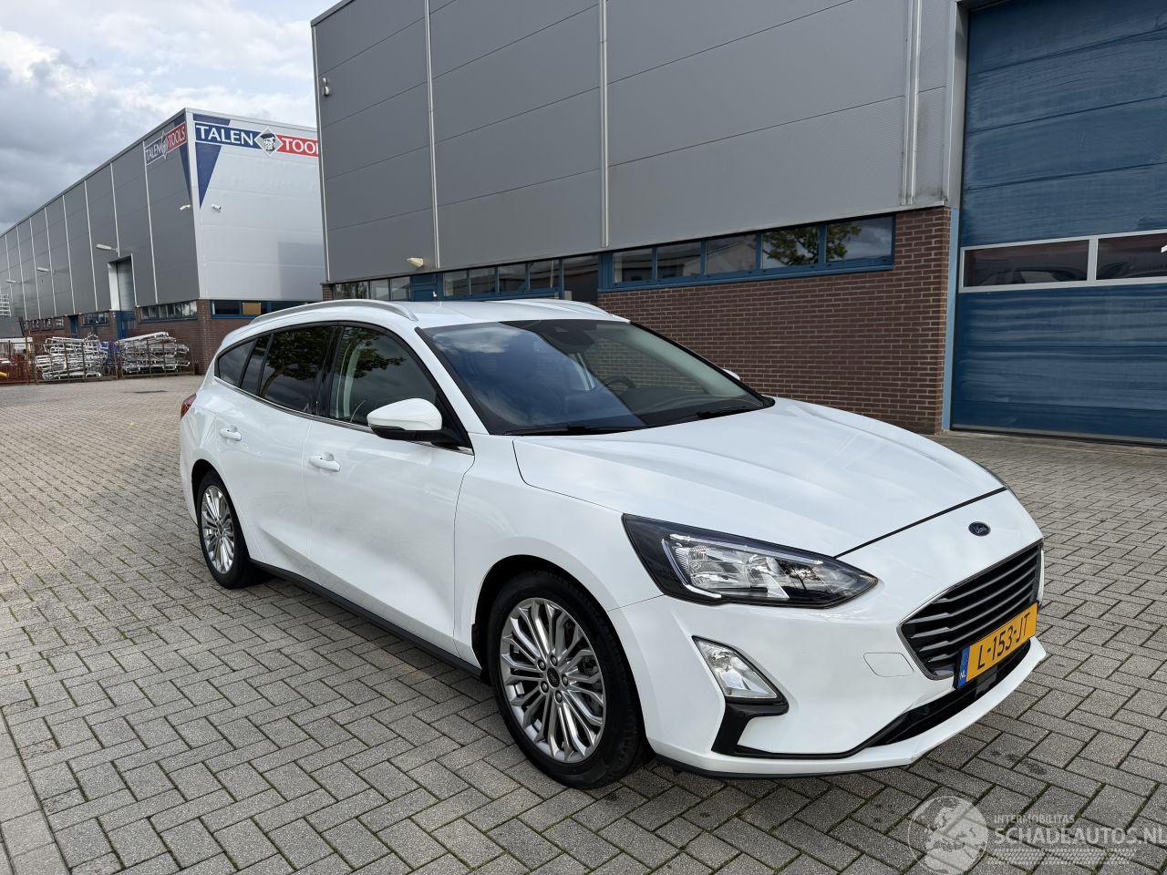 Ford Focus 1.0 Hybrid Titanium X 92kw Clima - Navi