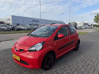 Coche accidentado Toyota Aygo 1.0 12V 50kw 2007/9