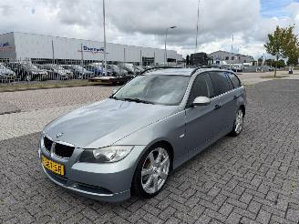 Voiture accidenté BMW 3-serie 320i  Automaat 2006/5