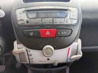 Citroën C1 1.0 Seduction AIRCO picture 13