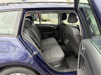 Volkswagen Golf 1.0 TSI Clima - Navi picture 20