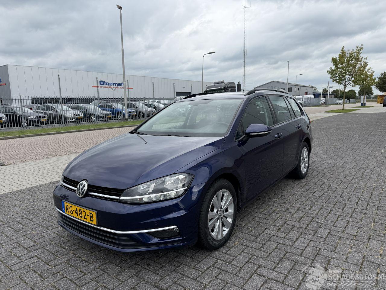 Volkswagen Golf 1.0 TSI Clima - Navi