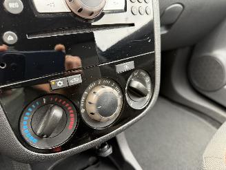 Opel Corsa 1.4 16V Cosmo 74Kw AIRCO picture 19