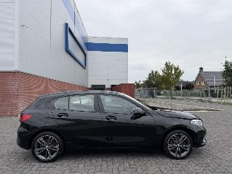 BMW 1-serie 116 D Aut. Executive Edition picture 6