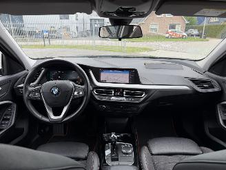 BMW 1-serie 116 D Aut. Executive Edition picture 14