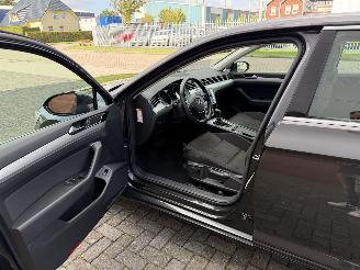 Volkswagen Passat 1.4 TSI DSG Clima - Navi picture 13