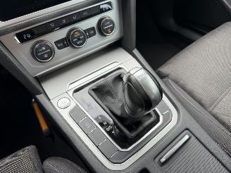 Volkswagen Passat 1.4 TSI DSG Clima - Navi picture 28