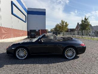 Porsche 911 Cabrio picture 2