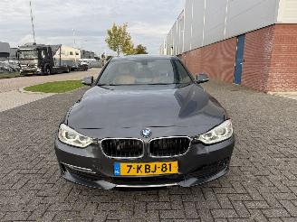 BMW 3-serie 320i 125kw Clima Navi picture 8