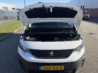 Peugeot Partner 1.5 HDI 73kw Airco - Navi - Euro6 picture 8