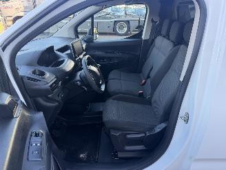 Peugeot Partner 1.5 HDI 73kw Airco - Navi - Euro6 picture 14