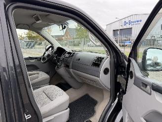 Volkswagen Transporter 2.5 TDI 96 Kw DubbelCabine picture 18
