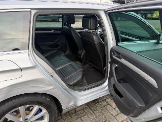 Volkswagen Passat 1.4 TSI GTE Highline Clima - Pano - Navi picture 19