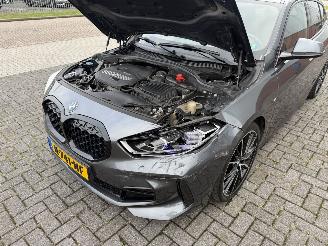 BMW 1-serie 118i M High Exe 103kw Clima - Navi picture 24