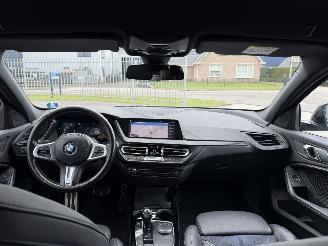 BMW 1-serie 118i M High Exe 103kw Clima - Navi picture 16